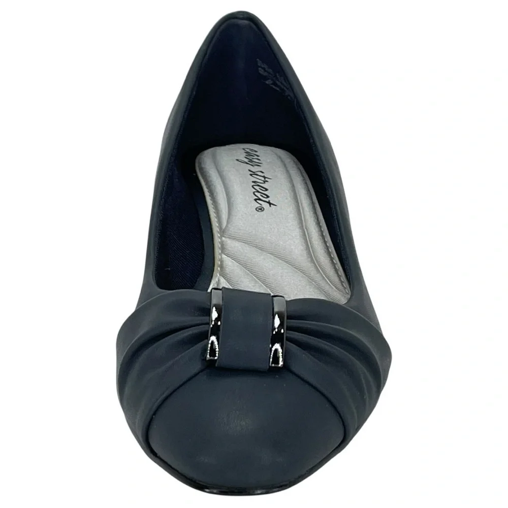 Easy Street Eloise Navy Faux Leather Womens Pumps Size 6W
